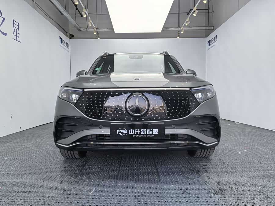 Mercedes-Benz EQB Class 2025 car image #4