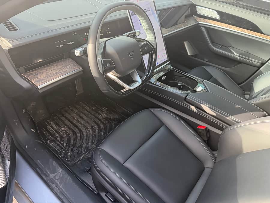 哪吒汽车 哪吒S 2023 汽车图片 #4