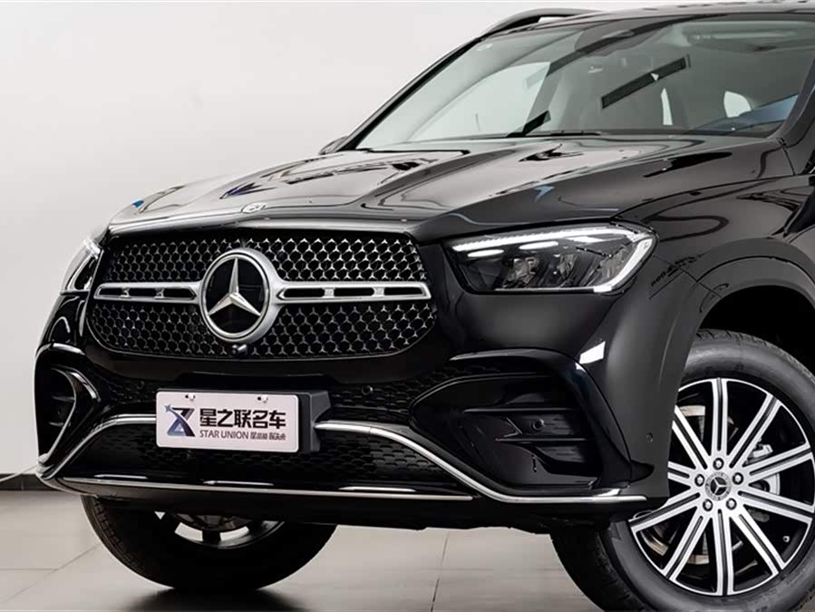 Mercedes-Benz GLE Class 2025 car image #4