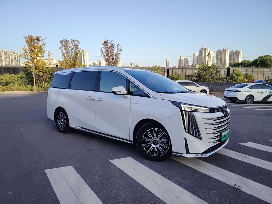 GAC Trumpchi E9 2023 imagem de carro #4