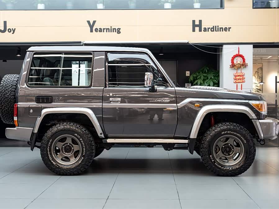 Toyota 2019 car image #4