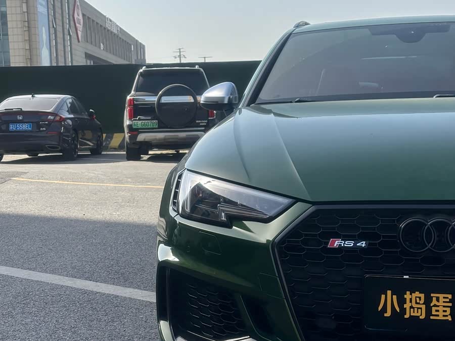 Audi RS 4 2019 car image #4