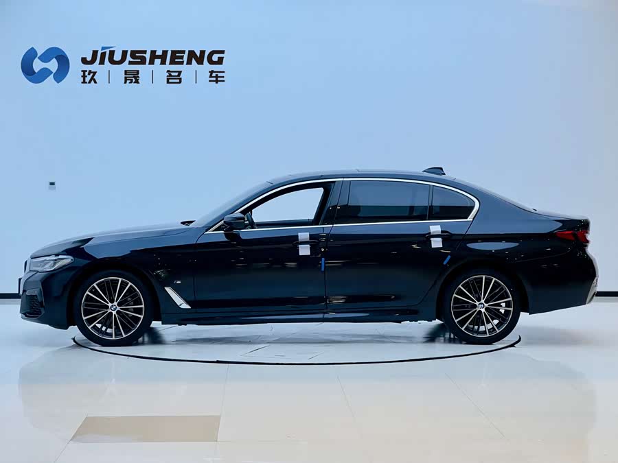 BMW 5 Series 2021 car image #4
