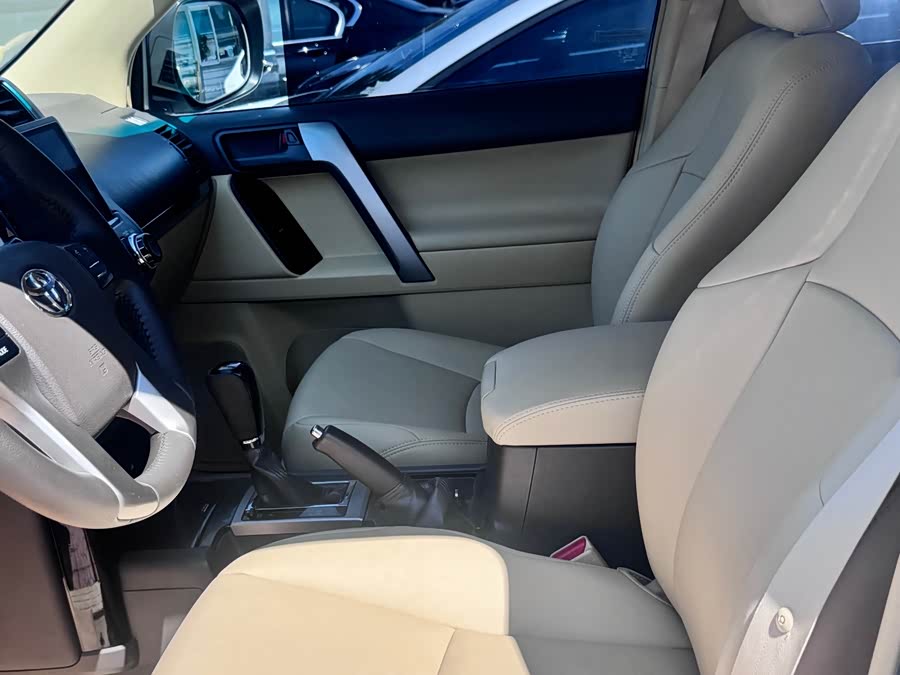 Toyota Land Cruiser Prado 2015 car image #4