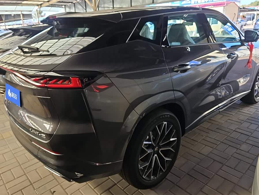 Changan UNI-Z 2025 immagine di auto #4