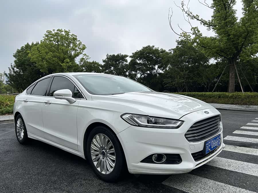 Ford Mondeo 2014 #4 Ford Mondeo 2014 صورة سيارة #4