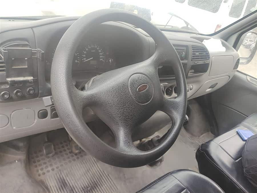 Ford Transit Classic 2015 car image #4