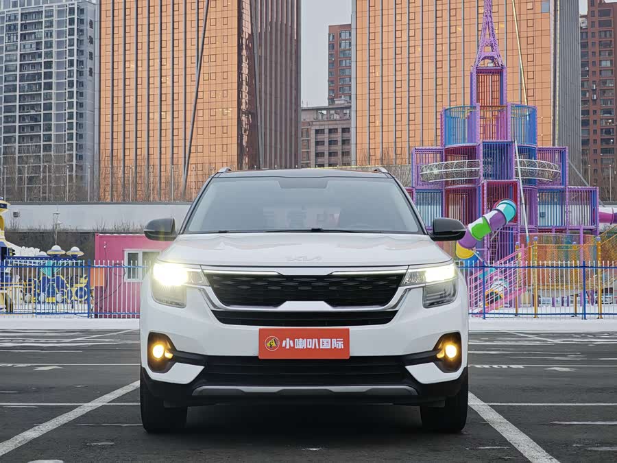 Kia Stonic 2021 car image #4