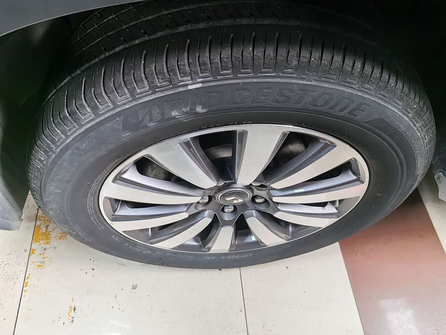 Roewe RX8 2020 изображение автомобиля #4