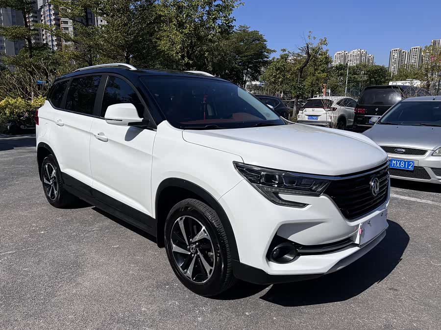 Forthing T5 2019 صورة سيارة #4