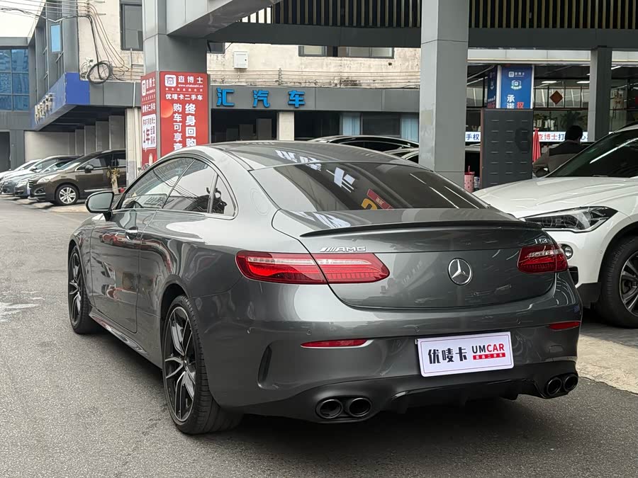 Mercedes-Benz E AMG 2021 صورة سيارة #4