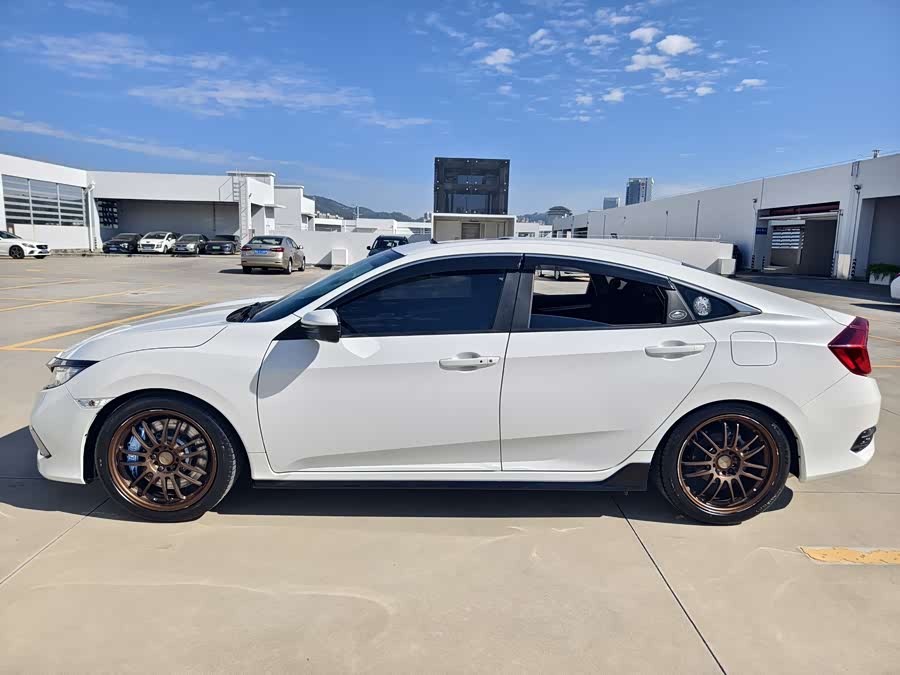 Honda Civic 2019 car image #4