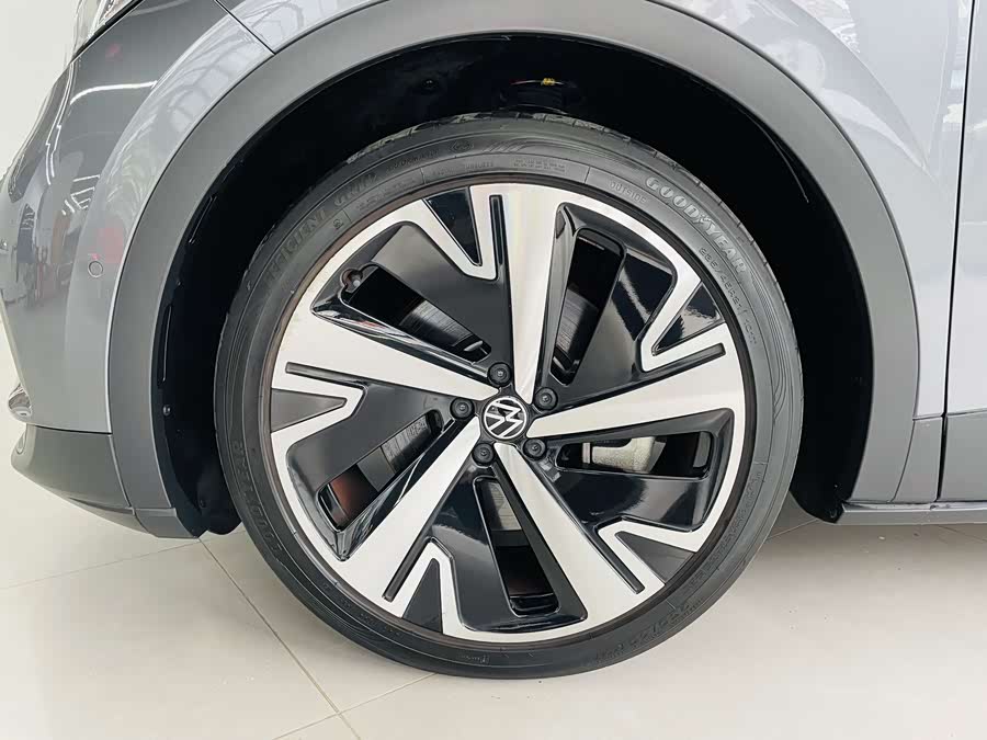 Volkswagen ID.4 X 2023 immagine di auto #4