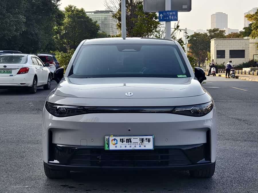 零跑汽车 零跑C10 2024 汽车图片 #4