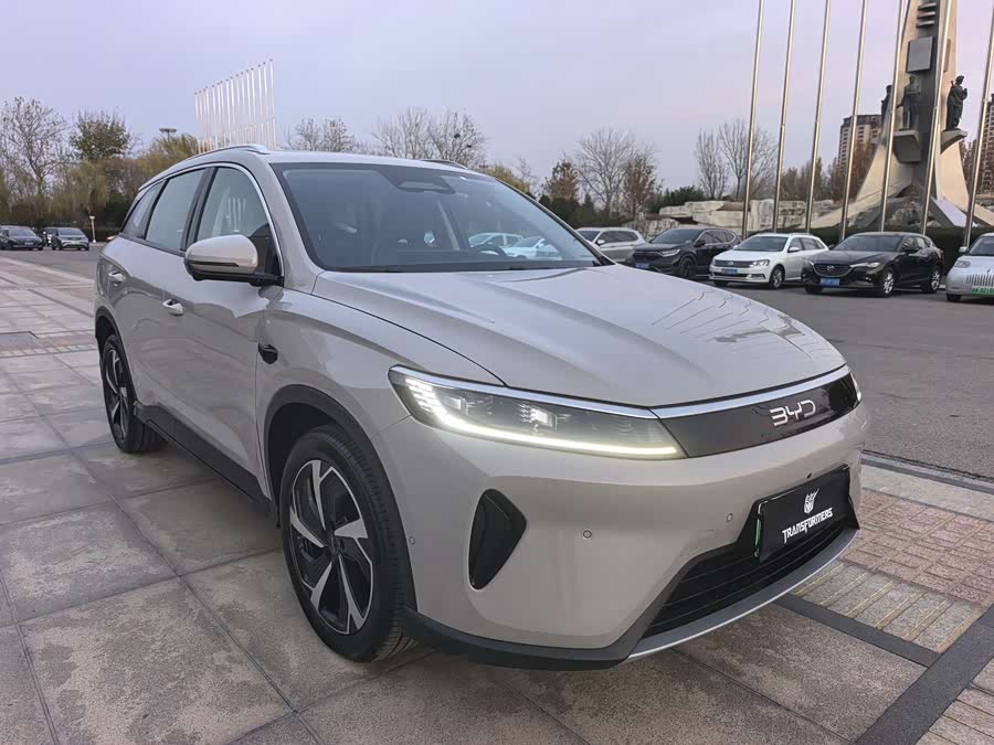 BYD Sea Lion 05 DM-i 2025 car image #4