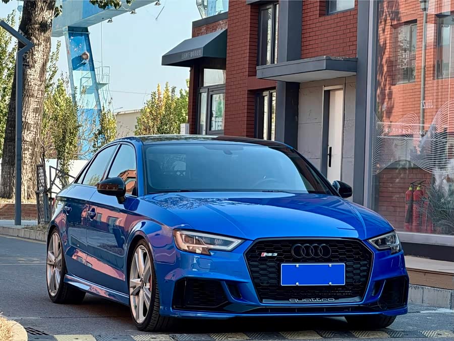 奥迪 奥迪RS 3 2018 汽车图片 #4