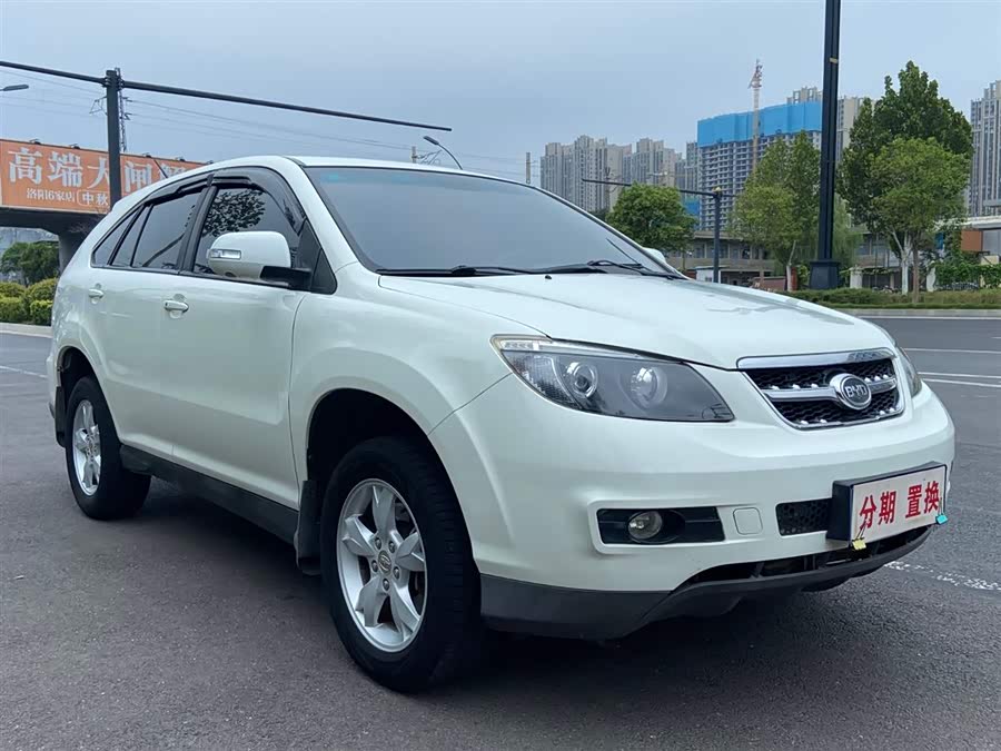 BYD S6 2014 #4 BYD S6 2014 car image #4