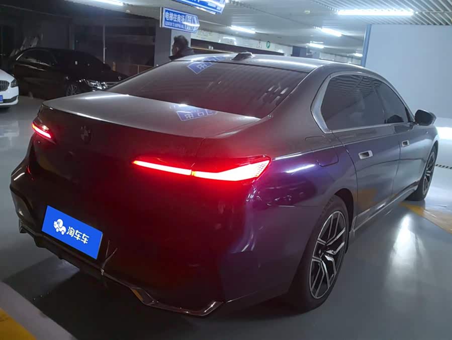宝马 宝马i7 2025 汽车图片 #4