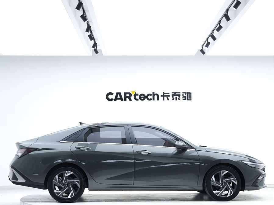 Hyundai 2023 car image #4