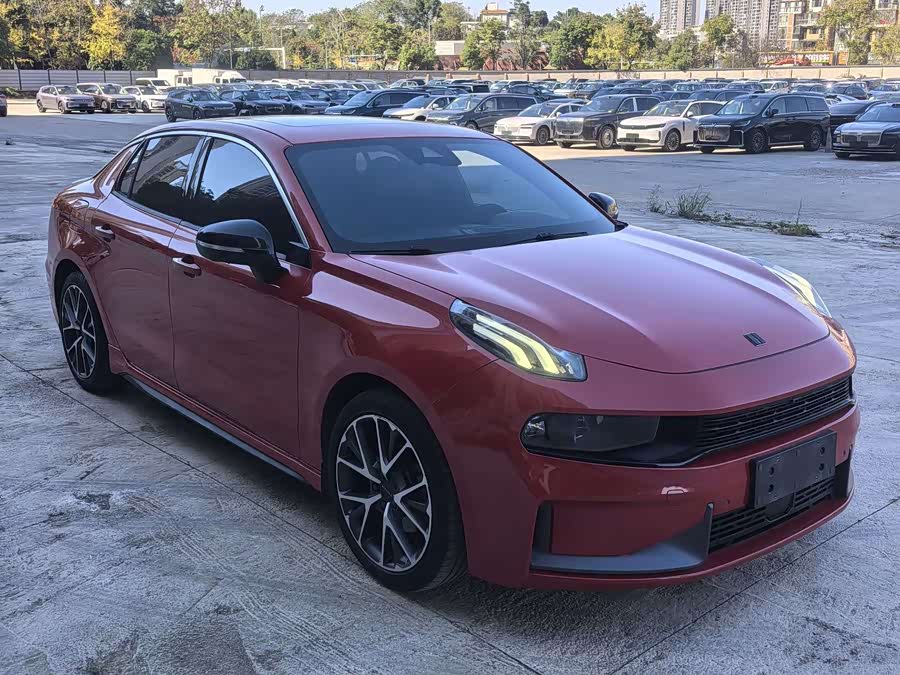 Lynk & Co 03 2019 car image #4