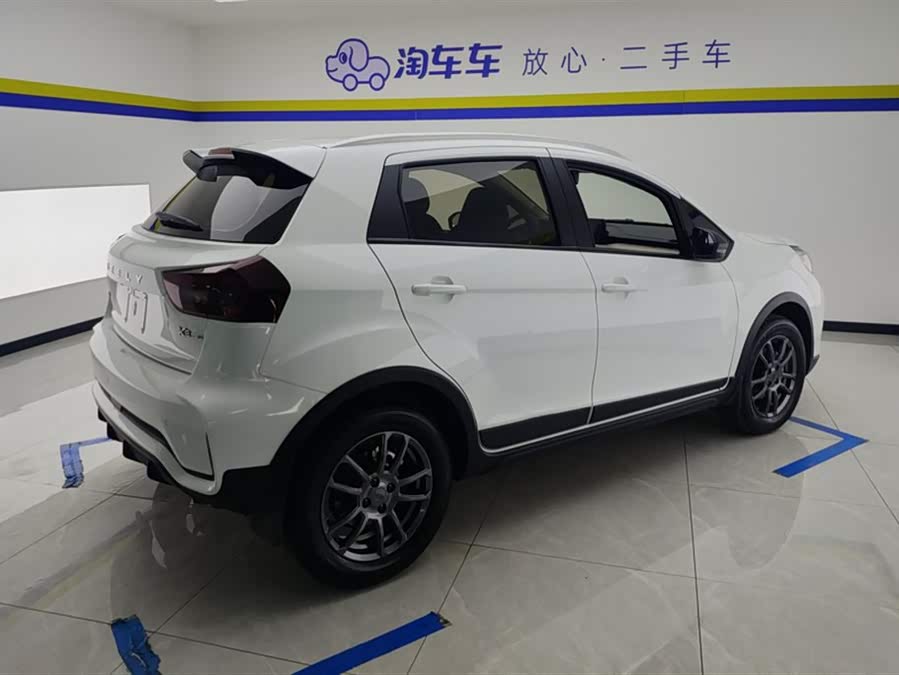 GEELY Vision X3 2021 car image #4