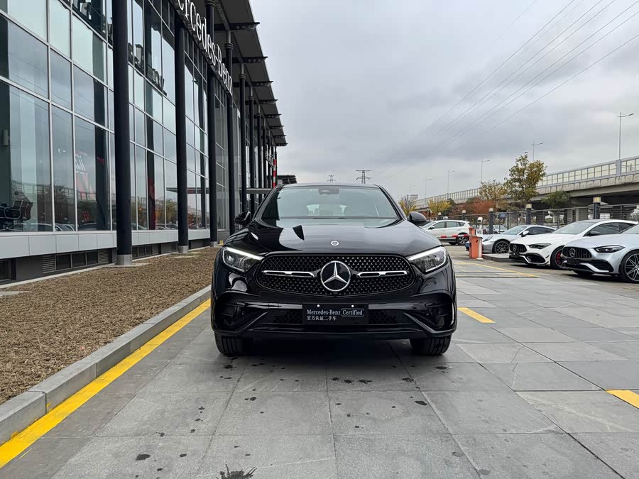 Mercedes-Benz GLC Coupe 2024 #4 Mercedes-Benz GLC Coupe 2024 صورة سيارة #4