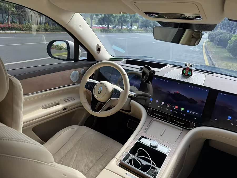 2024 car image #4