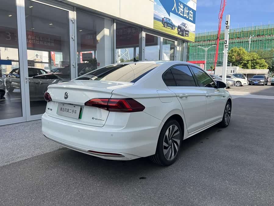 Volkswagen Bora Pure Electric 2019 صورة سيارة #4