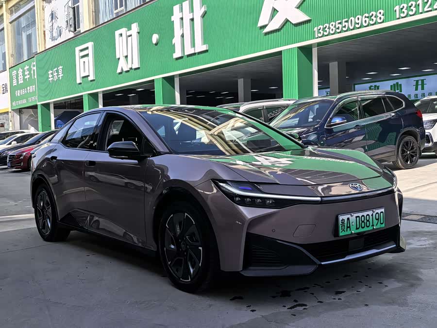 Toyota bZ3 2023 immagine di auto #4