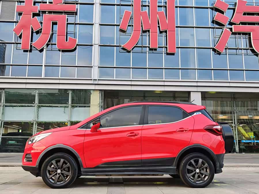 BYD Yuan New Energy 2018 car image #4