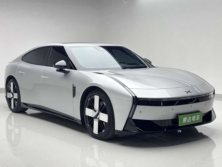 小鹏 小鹏P7 2025 汽车图片 #4