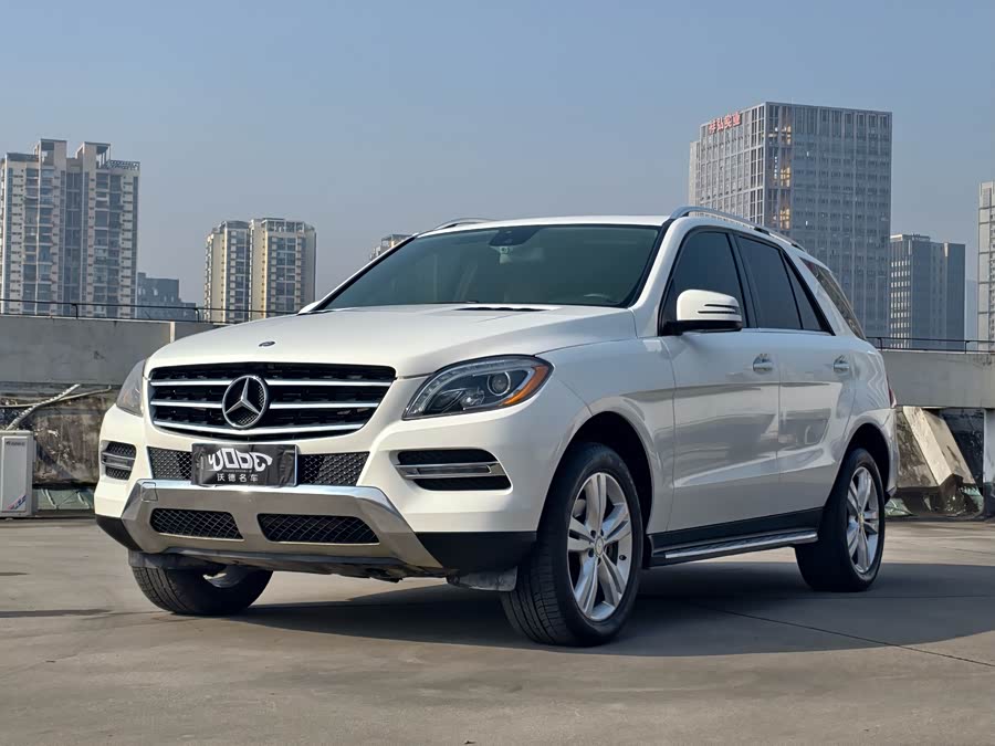 Mercedes-Benz M Class 2015 صورة سيارة #4