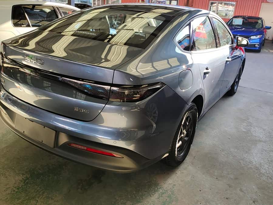 BYD Seal 05 DM-i 2025 car image #4