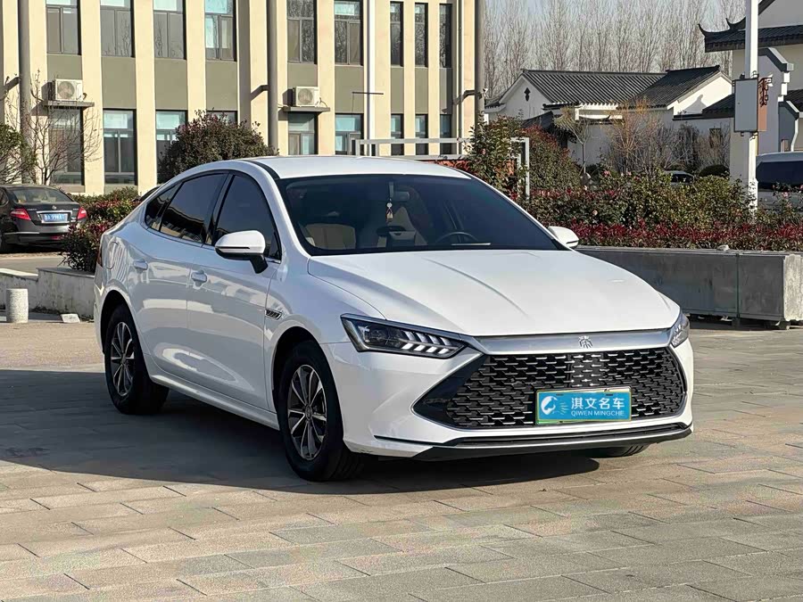 BYD Qin Plus 2023 #4 BYD Qin Plus 2023 car image #4