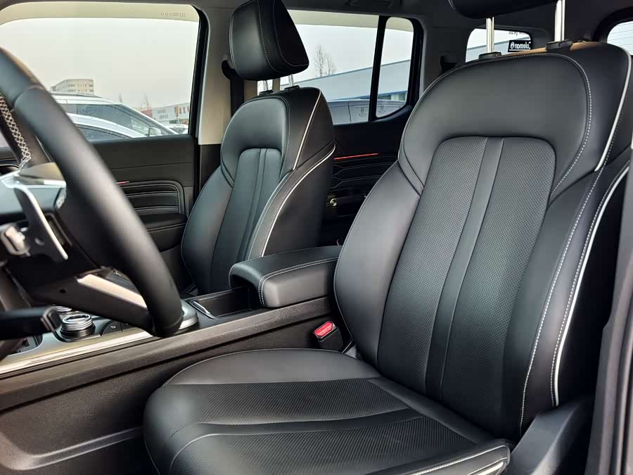 Tank 300 2022 car image #4