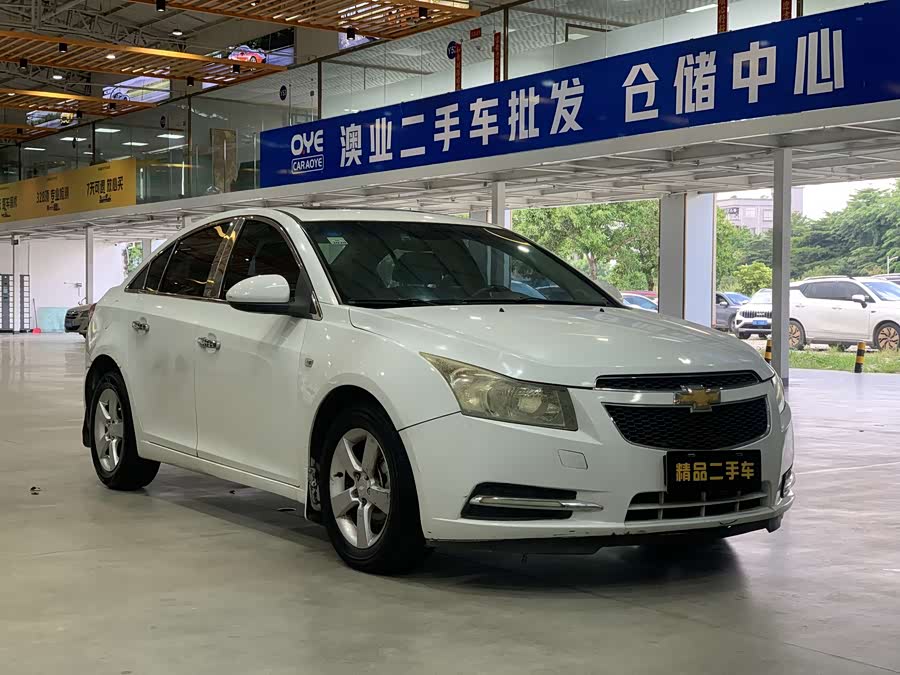 Chevrolet Cruze 2012 изображение автомобиля #4