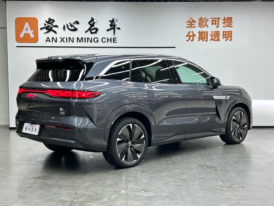 BYD Tang L 2025 صورة سيارة #4