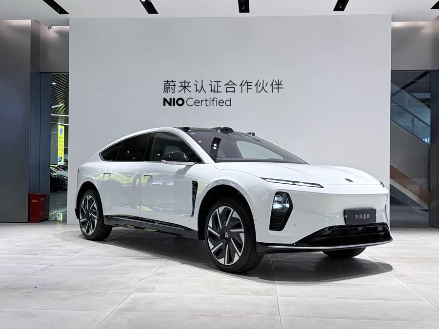 NIO ET9 2025 car image #4