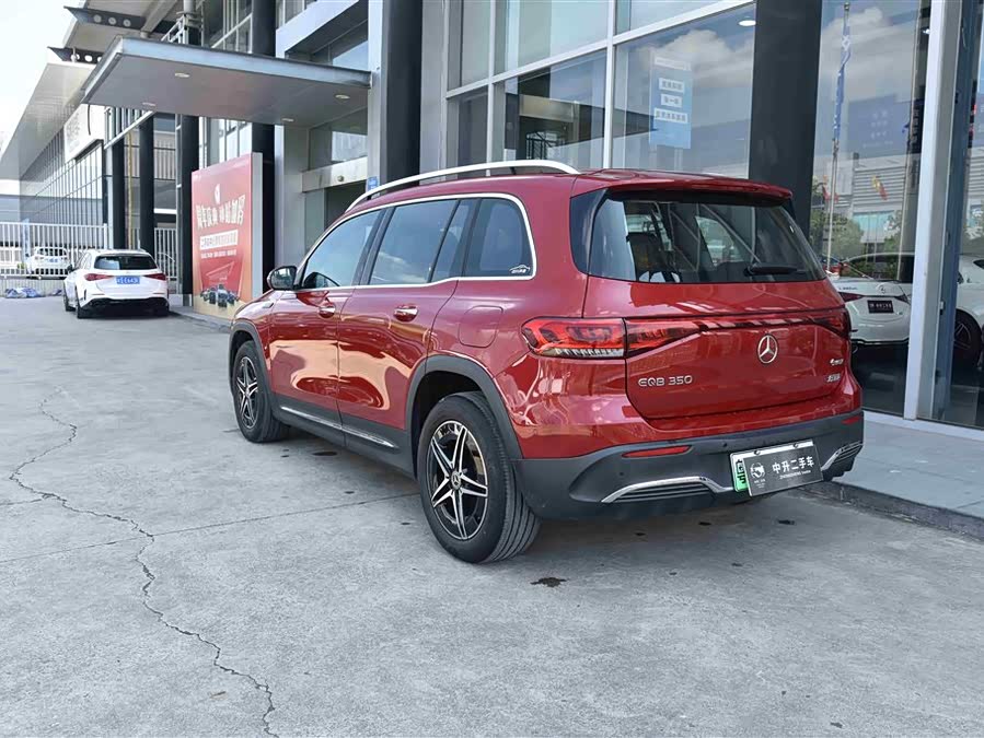 Mercedes-Benz EQB Class 2025 car image #4