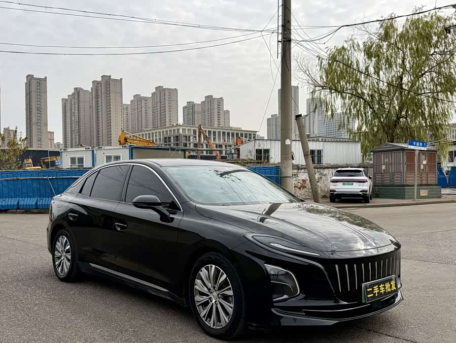 HongQi E-QM5 2024 car image #4