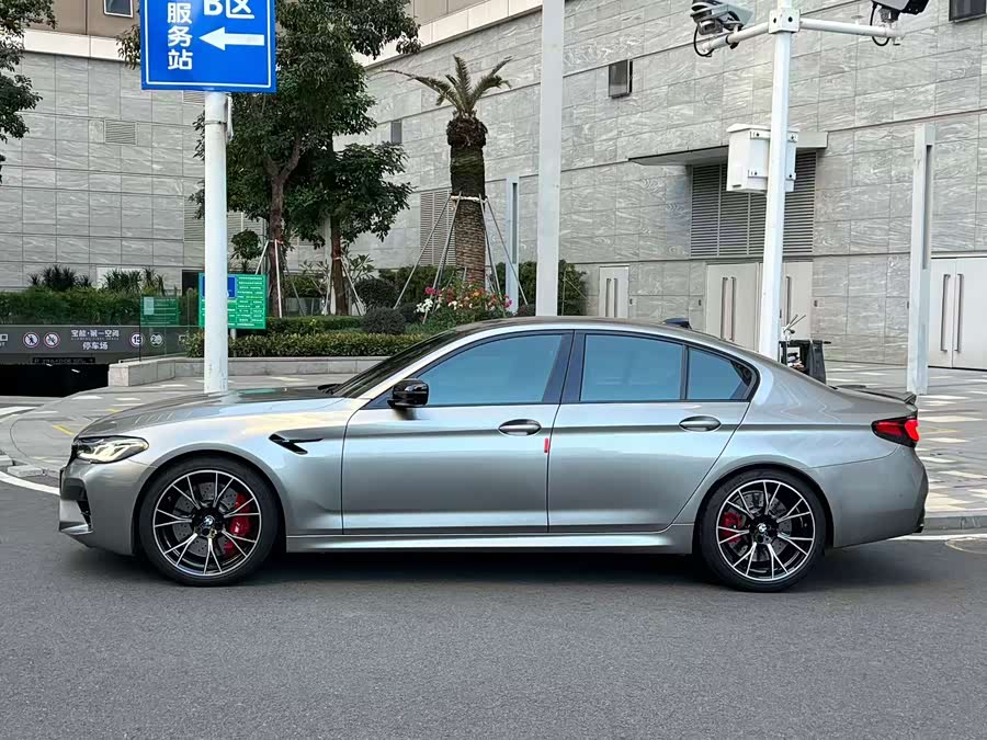 BMW M5 2021 изображение автомобиля #4