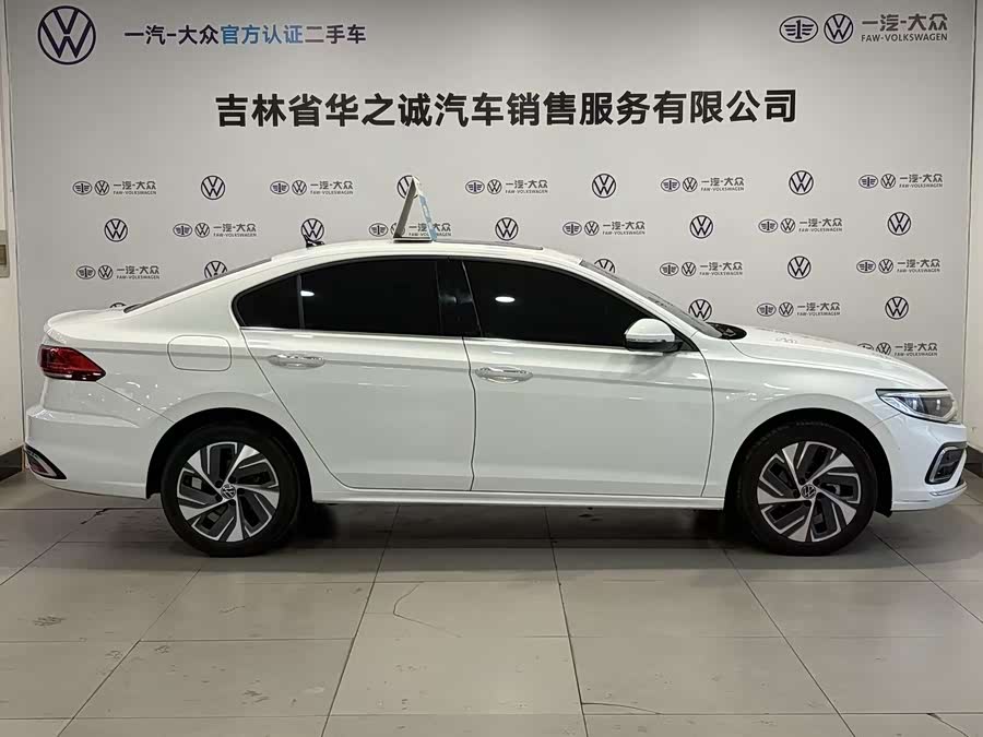 Volkswagen Bora 2024 car image #4