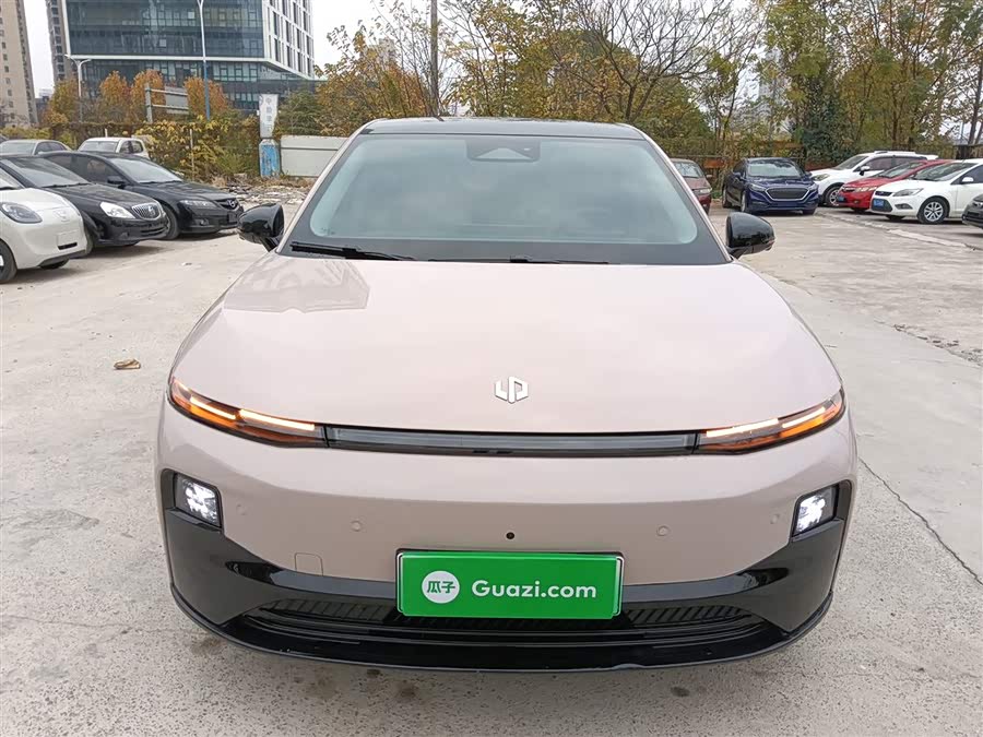 零跑汽车 零跑B01 2025 汽车图片 #4