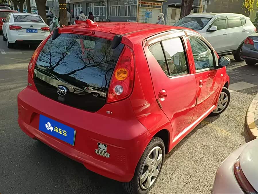 BYD e1 2019 #4 BYD e1 2019 car image #4