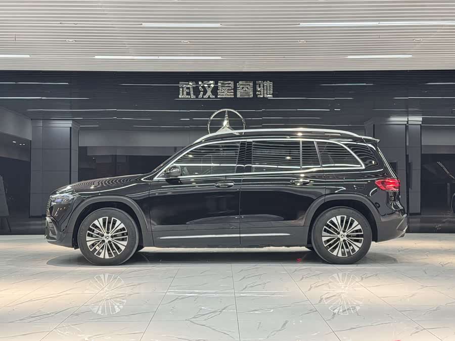 Mercedes-Benz EQB Class 2024 car image #4