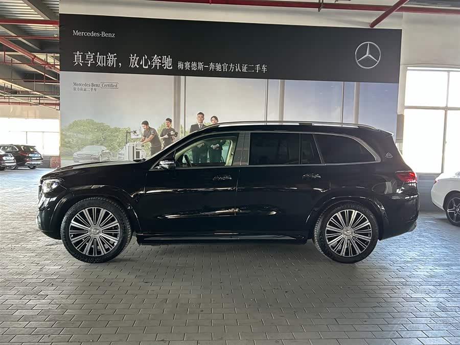Mercedes-Benz Maybach GLS 2024 car image #4