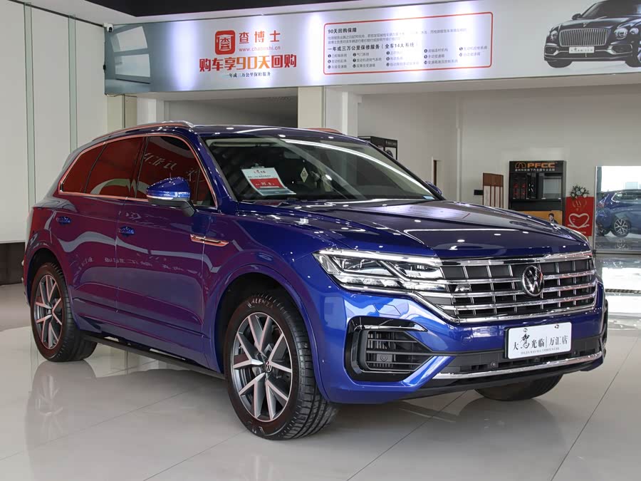 Volkswagen Touareg 2023 car image #4