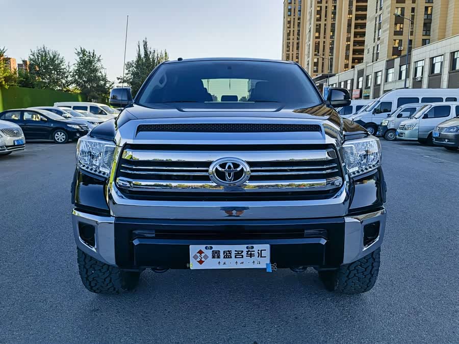 Toyota Tundra 2015 immagine di auto #4