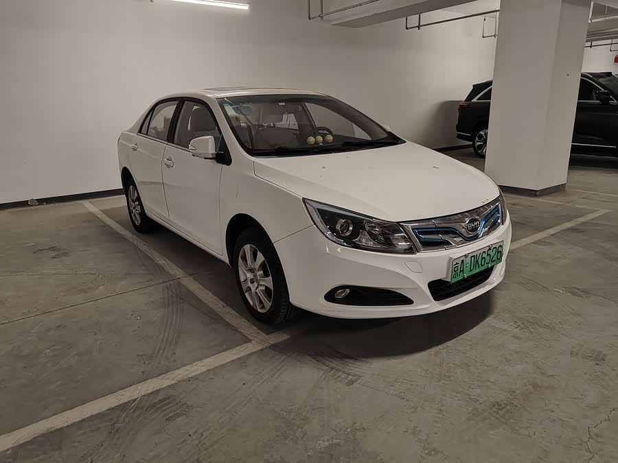 BYD e5 2017 #4 BYD e5 2017 car image #4