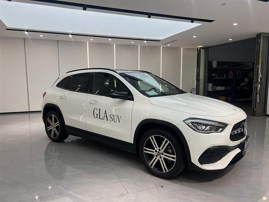 Mercedes-Benz GLA Class 2022 #4 Mercedes-Benz GLA Class 2022 car image #4